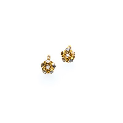 Lot 483 - PAIR DIAMOND CLUSTER EARRINGS