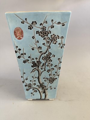 Lot 23 - A CHINESE GRISAILLE-ENAMELLED DAYAZHAI STYLE SQUARE TAPERING VASE