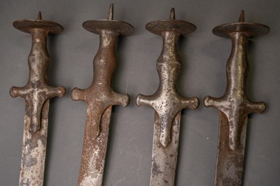 Lot 31 - FOUR INDIAN SWORDS (TALWAR), LATE 19TH/20TH CENTURY