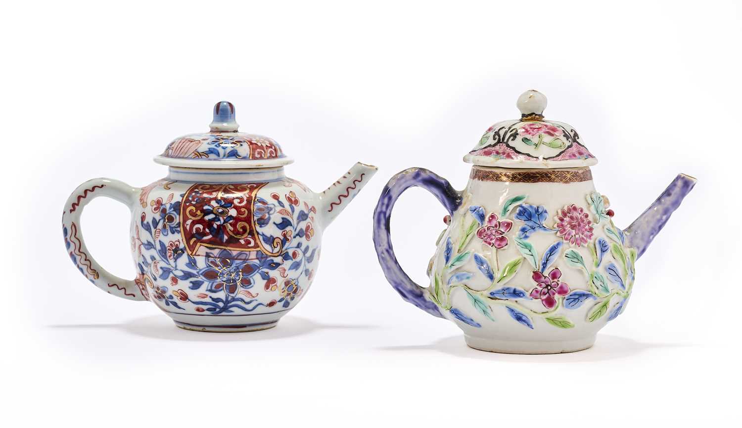 Lot 65 - FOUR CHINESE EXPORT PORCELAIN TEAPOTS AND COVERS, QING DYNASTY, 18TH/19TH CENTURY