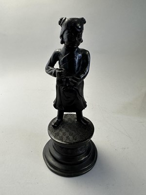 Lot 37 - A CHINESE BRONZE STANDING FIGURE, 17TH/18TH CENTURY