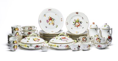 Lot 1 - A HEREND PART DINNER SERVICE, LATE 20TH CENTURY