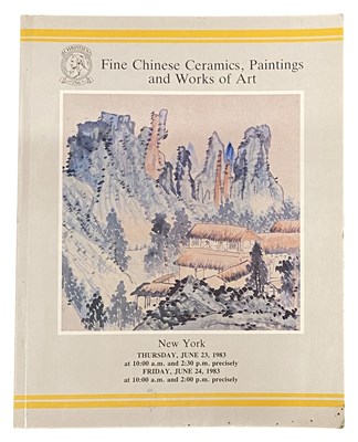 Lot 284 - FINE CHINESE CERAMICS, PAINTINGS AND WORKS OF ART