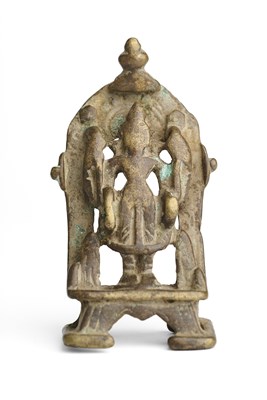 Lot 141 - A SMALL BRONZE VISHNU SHRINE, WESTERN INDIA, CIRCA 16TH CENTURY