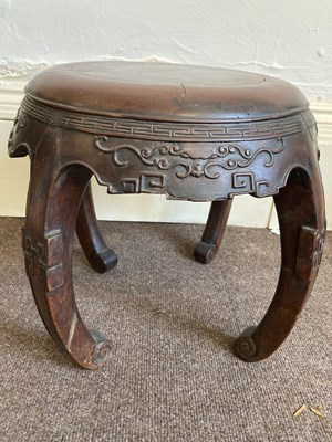 Lot 95 - A RARE SET OF FOUR CHINESE HUALI DRUM STOOLS, QING DYNASTY,  LATE 18TH/EARLY 19TH CENTURY