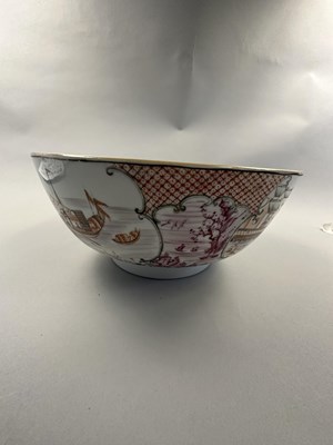 Lot 62 - A CHINESE EXPORT PORCELAIN FAMILLE-ROSE 'HARBOUR SCENE' PUNCH BOWL, QIANLONG PERIOD (1736-95)