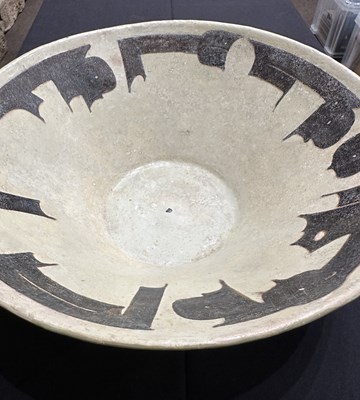 Lot 88 - A SAMANID CALLIGRAPHIC BOWL, PROBABLY NISHAPUR, PERSIA, 10TH CENTURY
