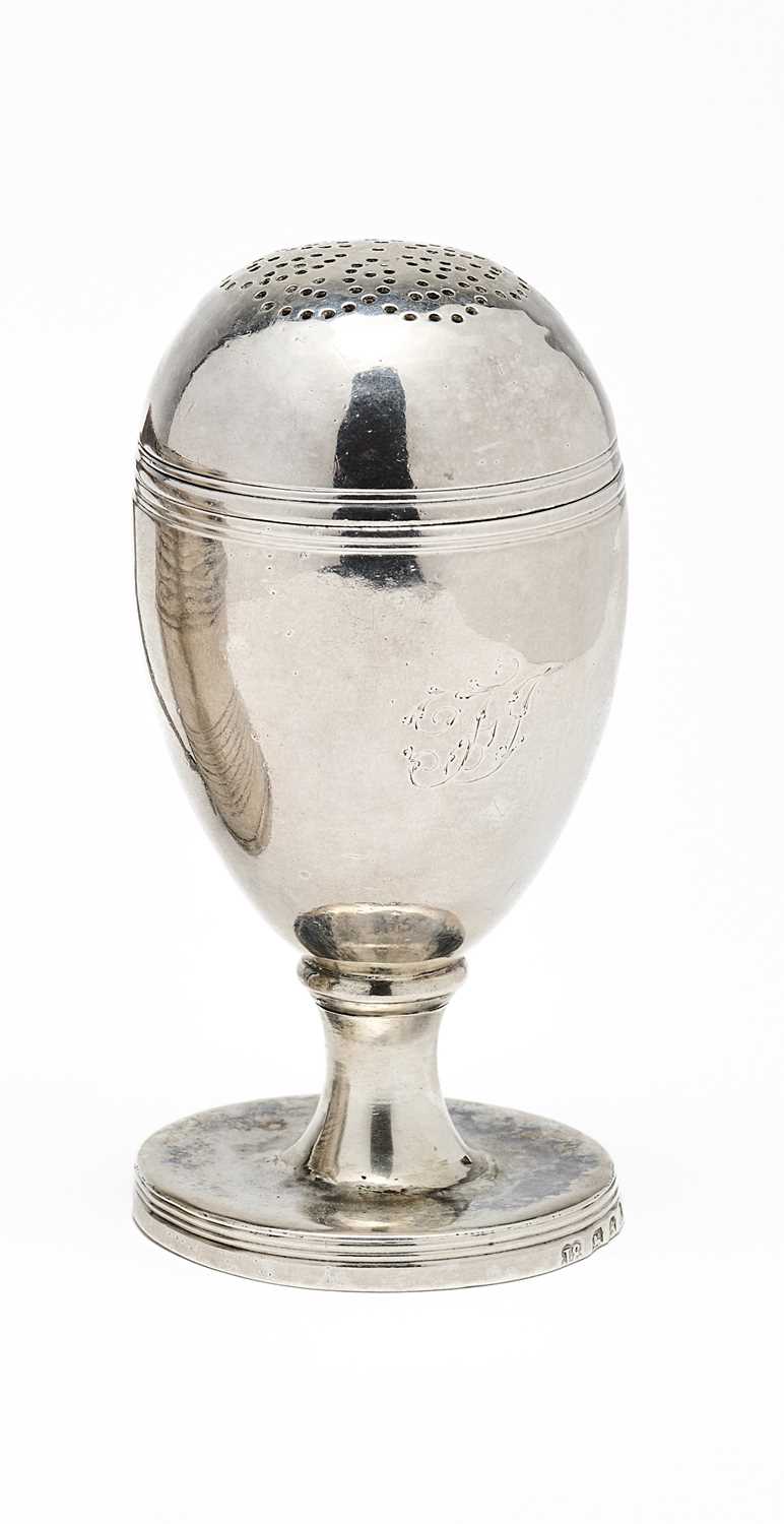 Lot 131 - A GEORGE III SILVER PEPPERETTE, JOHN EMES, LONDON, 1806