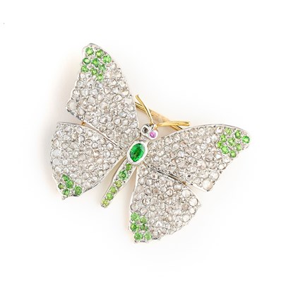 Lot 362 - BELLE EPOQUE DIAMOND AND DEMANTOID GARNET BROOCH, 1910s