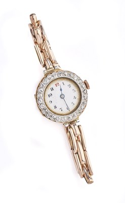 Lot 310 - A LADY'S DIAMOND AND GOLD WRISTLET WATCH, SWISS, CIRCA 1914