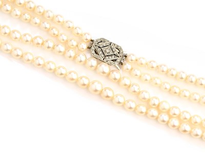 Lot 416 - CULTURED PEARL AND DIAMOND NECKLACE