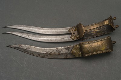 Lot 40 - TWO INDIAN FOOT DAGGERS (BICHWA), 19TH CENTURY