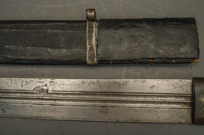 Lot 101 - A CAUCASIAN SHORTSWORD (QAMA), LATE 19TH CENTURY