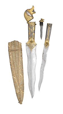 Lot 42 - AN INDIAN DAGGER, LATE 19TH/EARLY 20TH CENTURY