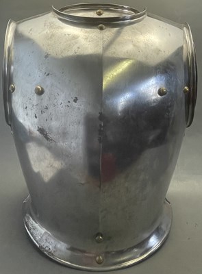Lot 139 - A CAVALRY TROOPER’S CUIRASS