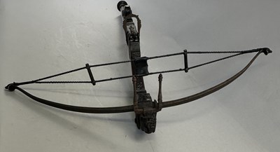Lot 237 - AN ITALIAN STONEBOW, 17TH/18TH CENTURY