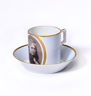 Lot 30 - A RUSSIAN CUP AND SAUCER, IMPERIAL PORCELAIN MANUFACTORY, ST PETERSBURG, ALEXANDER II PERIOD (1855-1881)