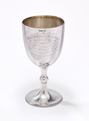 Lot 121 - A VICTORIAN SILVER TROPHY CUP, WALKER & HALL, SHEFFIELD, 1898