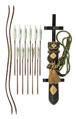 Lot 9 - A JAPANESE INDOOR ARCHERY SET, COMPRISING TWO BOWS (YUMI), TEN ARROWS, A QUIVER (YADZUTSO), EDO PERIOD, AND A DECORATED STAND, LATE 19TH CENTURY