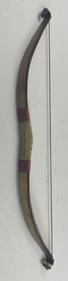 Lot 8 - A SMALL JAPANESE ARCHERY SET, EDO PERIOD, 19TH CENTURY