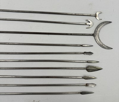 Lot 30 - ELEVEN RARE SOUTH INDIAN ARROWS FORMED ENTIRELY OF STEEL, 17TH/18TH CENTURY.