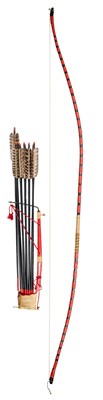 Lot 6 - A JAPANESE BOW AND A QUIVER (SHIKO) OF ELEVEN ARROWS