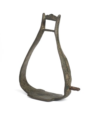 Lot 191 - A COPPER ALLOY STIRRUP, 15TH CENTURY