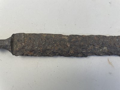 Lot 127 - A LURISTAN IRON AGE III DAGGER, CIRCA 900-600 B.C.