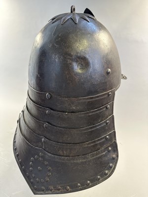 Lot 180 - A RARE WELL-MADE ZISCHÄGGE OF SIEGE WEIGHT, MID-17TH CENTURY, SOUTH GERMAN OR EAST EUROPEAN