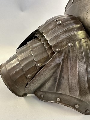 Lot 265 - A PAIR OF FLUTED PAULDRONS IN THE GERMAN EARLY 16TH CENTURY MAXIMILIAN STYLE, 19TH CENTURY