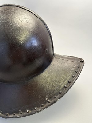 Lot 179 - A NORTH EUROPEAN HEAVY HELMET OF OFFICER'S QUALITY, CIRCA 1620-30