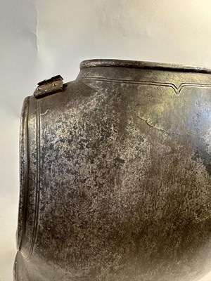 Lot 185 - A NORTH EUROPEAN SIEGE-WEIGHT CUIRASS, MID-17TH CENTURY