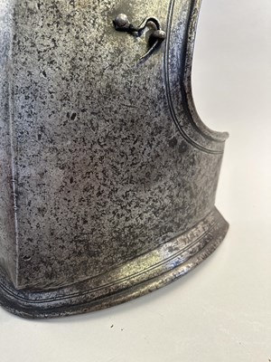 Lot 185 - A NORTH EUROPEAN SIEGE-WEIGHT CUIRASS, MID-17TH CENTURY