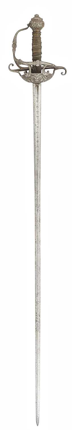 Lot 161 - A FINE ENGLISH DISH-HILT RAPIER, MID-17TH CENTURY