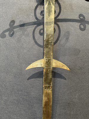 Lot 151 - A FINE GERMAN TWO-HAND PROCESSIONAL SWORD, LATE 16TH CENTURY