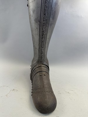 Lot 170 - A COMPOSITE NORTH ITALIAN CAP-A-PIE ARMOUR WITH ETCHED DECORATION, LATE 16TH CENTURY, THE BACKPLATE SIGNED BY THE MASTER ‘P’