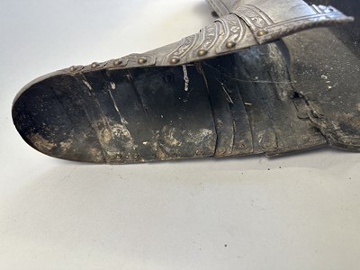 Lot 170 - A COMPOSITE NORTH ITALIAN CAP-A-PIE ARMOUR WITH ETCHED DECORATION, LATE 16TH CENTURY, THE BACKPLATE SIGNED BY THE MASTER ‘P’