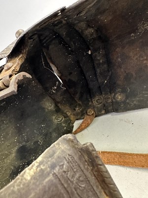 Lot 170 - A COMPOSITE NORTH ITALIAN CAP-A-PIE ARMOUR WITH ETCHED DECORATION, LATE 16TH CENTURY, THE BACKPLATE SIGNED BY THE MASTER ‘P’