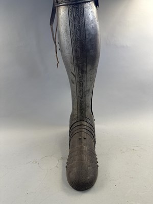 Lot 170 - A COMPOSITE NORTH ITALIAN CAP-A-PIE ARMOUR WITH ETCHED DECORATION, LATE 16TH CENTURY, THE BACKPLATE SIGNED BY THE MASTER ‘P’