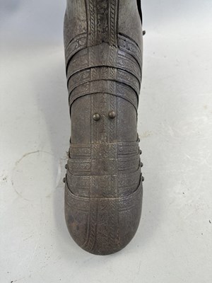 Lot 170 - A COMPOSITE NORTH ITALIAN CAP-A-PIE ARMOUR WITH ETCHED DECORATION, LATE 16TH CENTURY, THE BACKPLATE SIGNED BY THE MASTER ‘P’