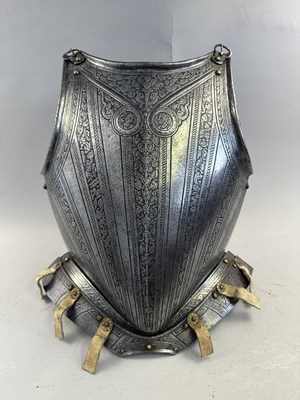 Lot 170 - A COMPOSITE NORTH ITALIAN CAP-A-PIE ARMOUR WITH ETCHED DECORATION, LATE 16TH CENTURY, THE BACKPLATE SIGNED BY THE MASTER ‘P’