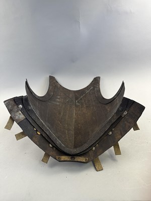Lot 170 - A COMPOSITE NORTH ITALIAN CAP-A-PIE ARMOUR WITH ETCHED DECORATION, LATE 16TH CENTURY, THE BACKPLATE SIGNED BY THE MASTER ‘P’