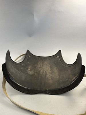 Lot 170 - A COMPOSITE NORTH ITALIAN CAP-A-PIE ARMOUR WITH ETCHED DECORATION, LATE 16TH CENTURY, THE BACKPLATE SIGNED BY THE MASTER ‘P’