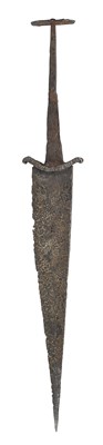 Lot 131 - A MEDIEVAL DAGGER, EARLY 14TH CENTURY