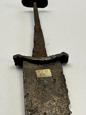 Lot 131 - A MEDIEVAL DAGGER, EARLY 14TH CENTURY
