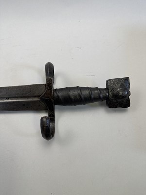 Lot 153 - A RARE BROADSWORD, CIRCA 1475-1500, PROBABLY VENETIAN