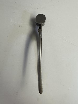 Lot 608 - □ A BULLET MOULD, 19TH CENTURY