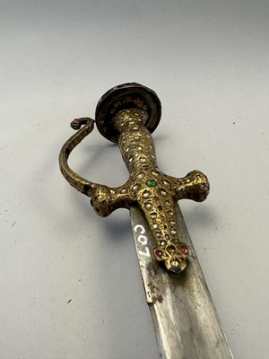 Lot 52 - A SOUTH INDIAN SWORD (TALWAR), 18TH CENTURY, POSSIBLY MYSORE, KARNATAKA