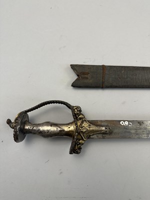 Lot 47 - A SOUTH INDIAN SWORD, 17TH/18TH CENTURY, PROBABLY ARCOT, TAMIL NADU