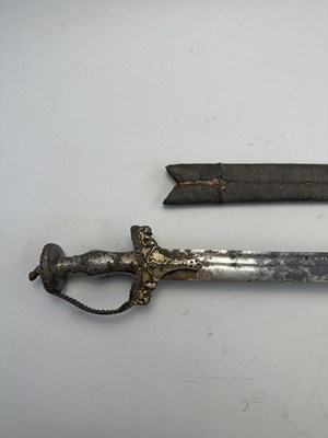 Lot 47 - A SOUTH INDIAN SWORD, 17TH/18TH CENTURY, PROBABLY ARCOT, TAMIL NADU